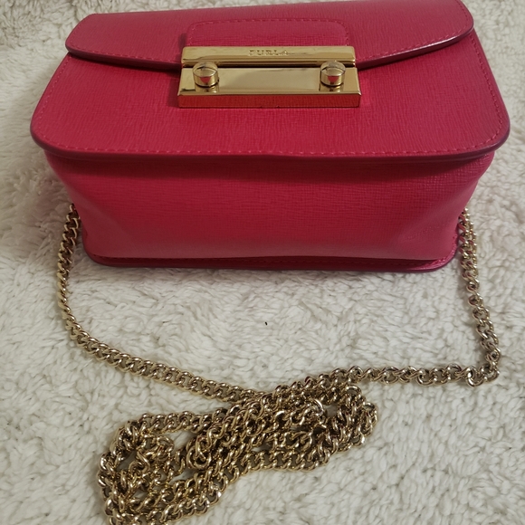 ❣Furla Metropolis Mini Chain Sling Bag❣ - Picture 3 of 13